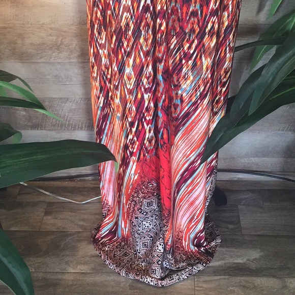 ⭐️SOLD⭐️Size 1X Stunning Vivid Maxi Dress w/ Bead - Picture 3 of 7